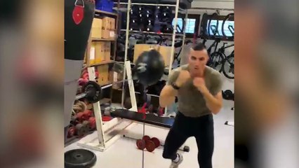 Entraînement au punching-ball avec Major Gérald