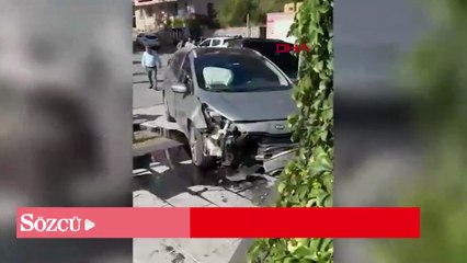 Kağıthane'de otomobil motosikletlilere çarptı: 4 yaralı
