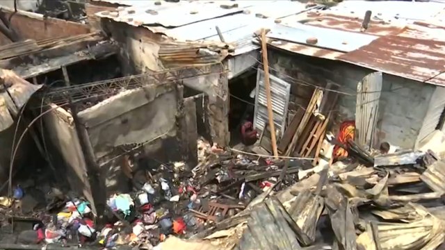 Voraz incendio en Bucaramanga acabó con 12 viviendas, dejó decenas de afectados y mascotas muertas