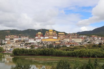 ​Efsaneden gerçeğe: Çin'in saklı cenneti Şangri-La