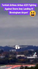 Difficult landing, passengers saved by pilot