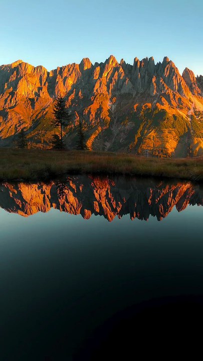 One of the most beautiful sunrises in the mountains I’ve ever experienced 🌄#sunrise #mountains