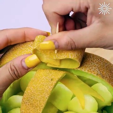 Easy fruit hacks for this hot summer!