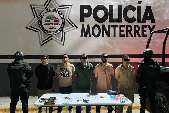 Operativo ESCUDO deja ocho detenidos y cuatro bares clausurados en el centro de Monterrey