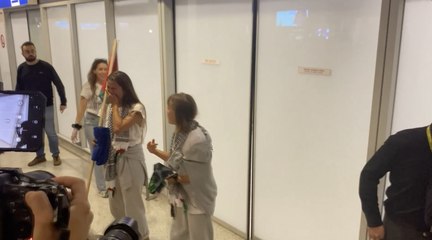 Greta Thunberg denuncia que Israel intenta eliminar a toda población de Gaza tras ser deportada