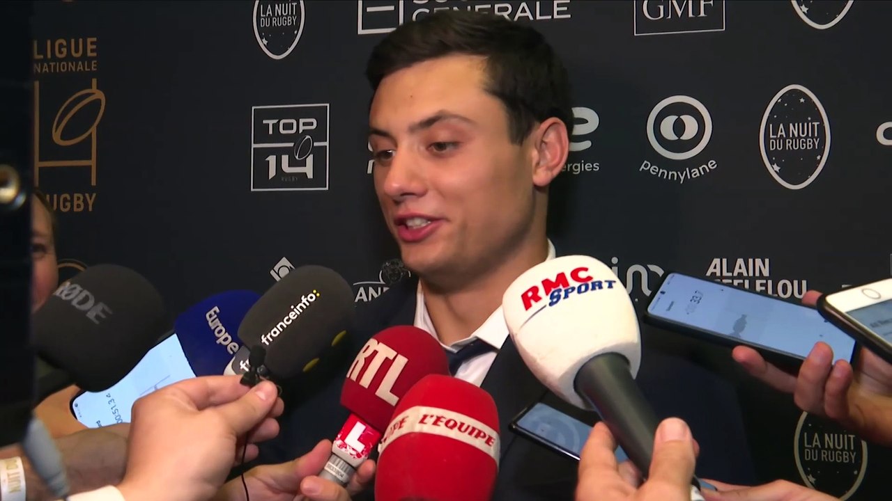 Louis Bielle-Biarrey élu meilleur international de l'année, « une saison pas comme les autres » - Rugby - Nuit du Rugby