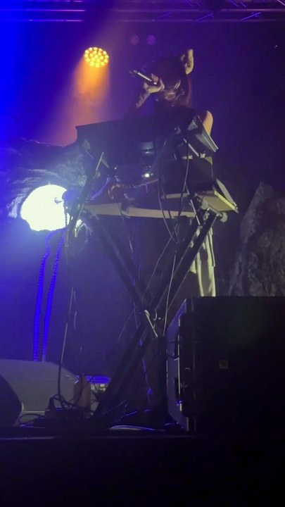 Agar Agar  Music Show Performance in Cabaret Frappé  #music #show #france #musicvideo  (51)