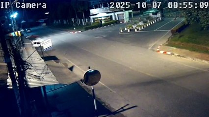 คนร้าย ลอบวางระเบิดตู้ ATM หน้า ม.ฟาฏอนี