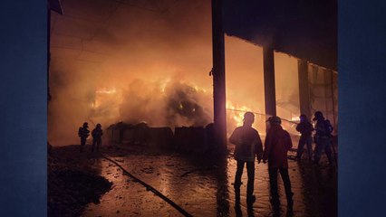 강원 강릉 폐기물업체 창고에서 화재...6시간 10분 만에 진화 / YTN