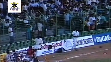 Neil Fairbrother 83 off 159 Balls 198 Mins 10 Fours 1 Six vs India 2nd Test at Chennai, Feb 11 1993 (CT)