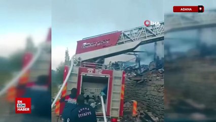 Adana'da yangın çıkan ev çöktü, iki kardeş enkaz altında aranıyor