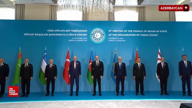 Cumhurbaşkanı Erdoğan, TDT Zirvesi'nde aile fotoğrafına katıldı