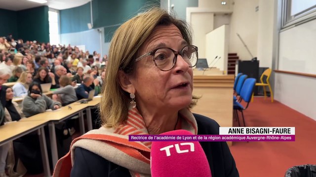 On est dans le flou total : à Saint-Étienne, les futurs enseignants en colère contre la réforme des concours