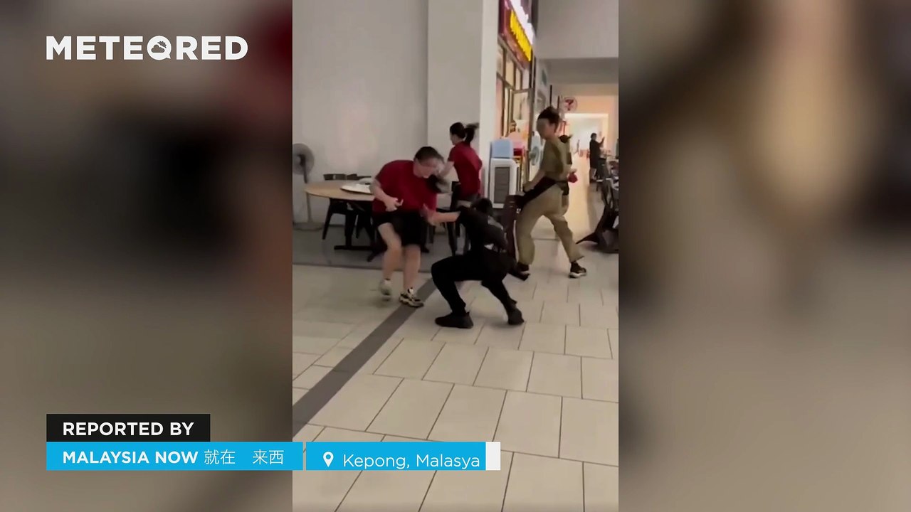 Sudden winds of over 100 km/h cause panic in Kepong, Malaysia