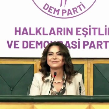 DEM Grup Toplantısı'nda Biji Serok Apo sloganları atıldı.