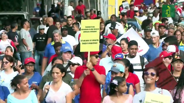 Oficialistas marchan hacia la sede de la ONU en Caracas y piden paz para Venezuela