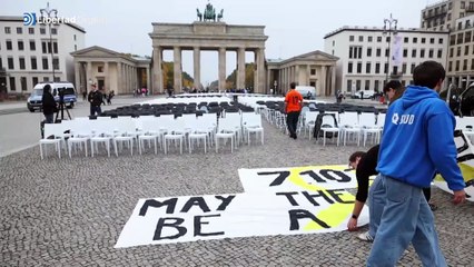 Berlín se llena de sillas vacías: homenaje a las víctimas de Hamás