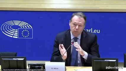 Informazione, Viola: nuova generazione si informa sui social