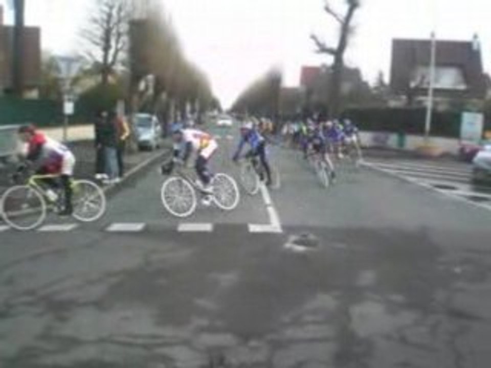 Ste Genevieves des bois 3e caté FFC - 24 Mars 2008 (3)