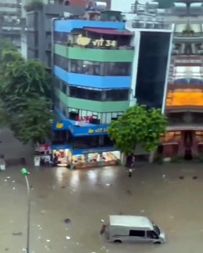 🌧️ Severe Flooding Hits Hanoi, Vietnam After Heavy Rainfall | October 7, 2025