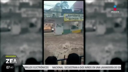 Decenas de comercios y viviendas quedan inundadas en Chiapas
