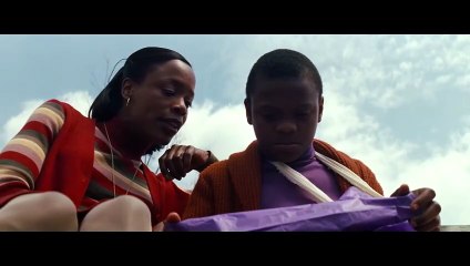 Corpo Fechado - Unbreakable (2000)  The survivor, security guard David Dunn