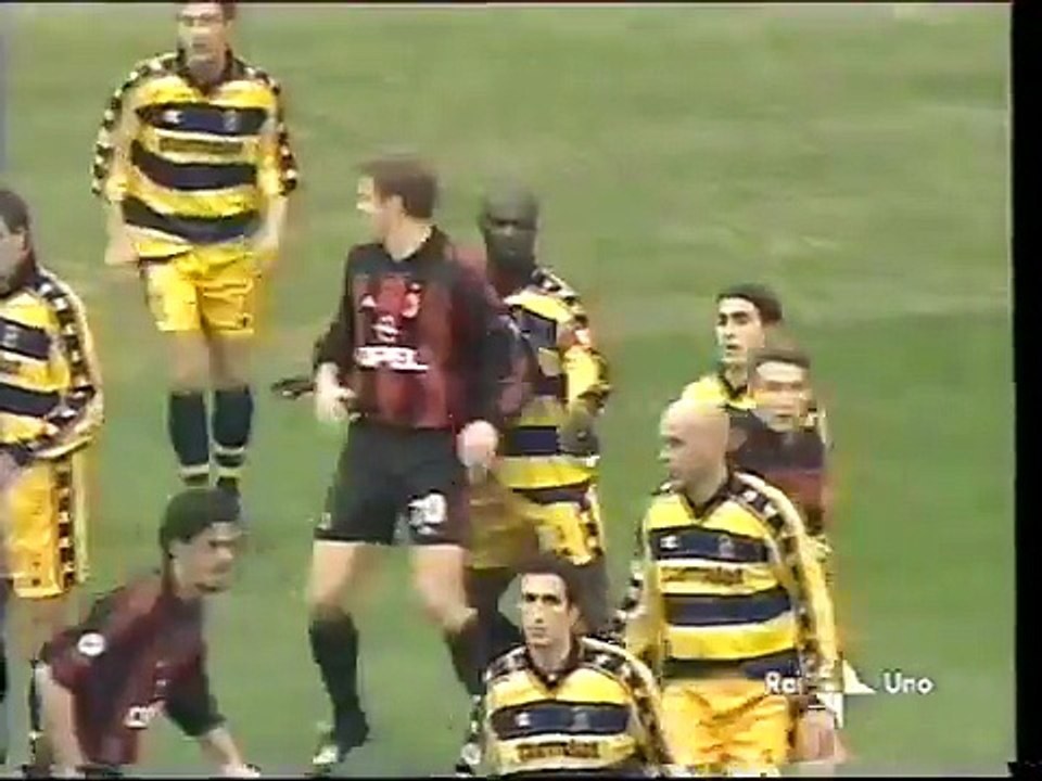 AC Milan vs Parma 2-2 (Serie A 2001.03.04)