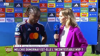 Dumornay félicite fièrement son équipe après une victoire en Ligue des champions féminine ⚽