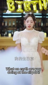 After an unjust death in her previous life, she was reborn. She tore off her hypocritical mask and trampled her once arrogant adopted daughter to the ground. Her brothers regretted their actions, but she remained unmoved, smiling as they reaped the fruits