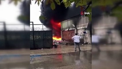 Geri döünşüm atölyesi ateş topuna döndü!