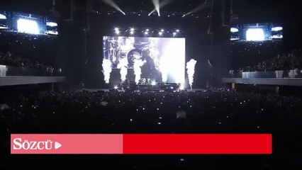 Arjantin Başkanı, stadyum dolusu destekçisine konser verdi