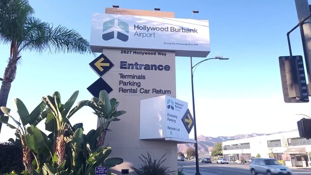 US air traffic control staffing hit for second day, delaying flights