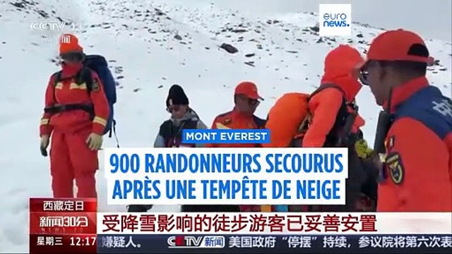 Everest : près de 1 000 alpinistes secourus après une violente tempête de neige