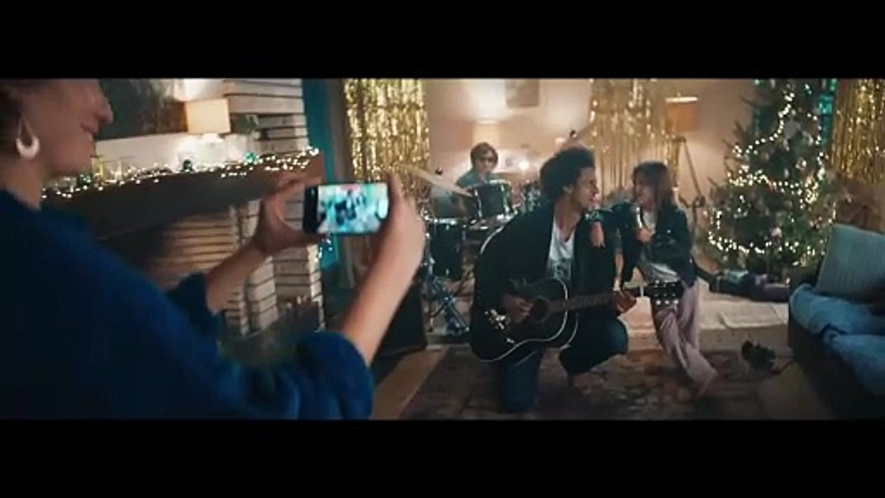 Johnny Hallyday – Publicité Bouygues Telecom 2021 – “Tout le Noël qu’on aime” (60 secondes)