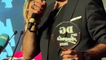 محمد سعد اثناء تكريمه في حفل دير جيست ورساله للمخرج الراحل سامح عبد العزيز: موجود بـ روحه