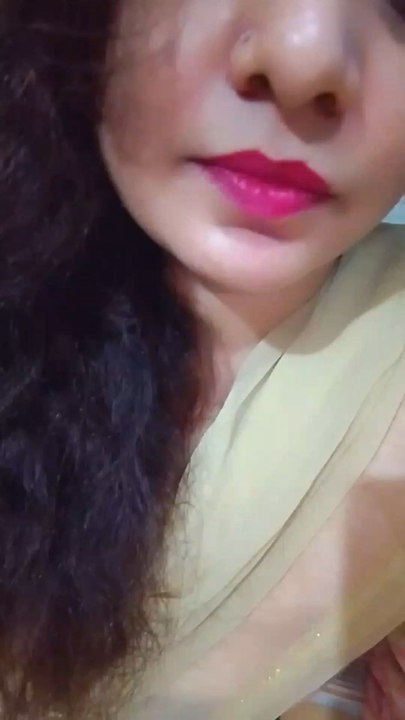 Lipstick 😱 Childhood Memories With Mother ❤️‍ #foryou #viralreels #shortsvideo #trendingshorts