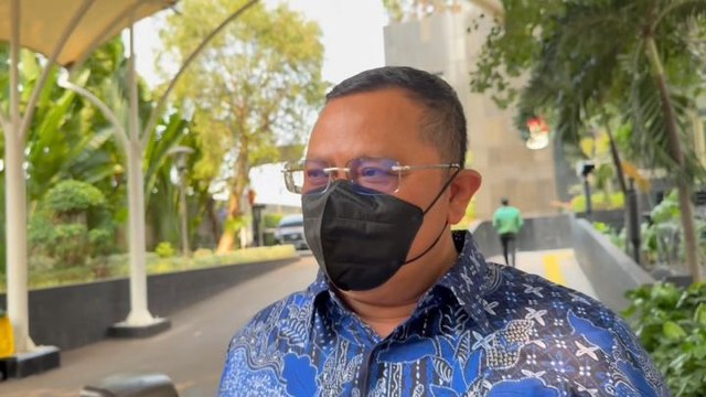 Usai Diperiksa KPK, Kakanwil Kemenag Jateng Irit Bicara