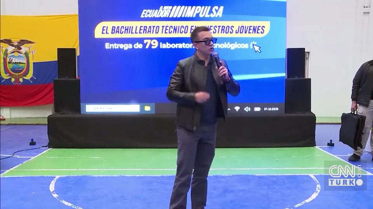 Ekvador liderine suikast girişimi mi? Konvoyuna 500 kişilik grup taşla ve silahla saldırdı