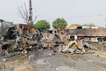 Jaipur Gas Cylinder Blast: अजमेर हाईवे की वो काली रात... आग बुझी पर खौफ बाकी, वीडियो में देखें भयावह मंजर
