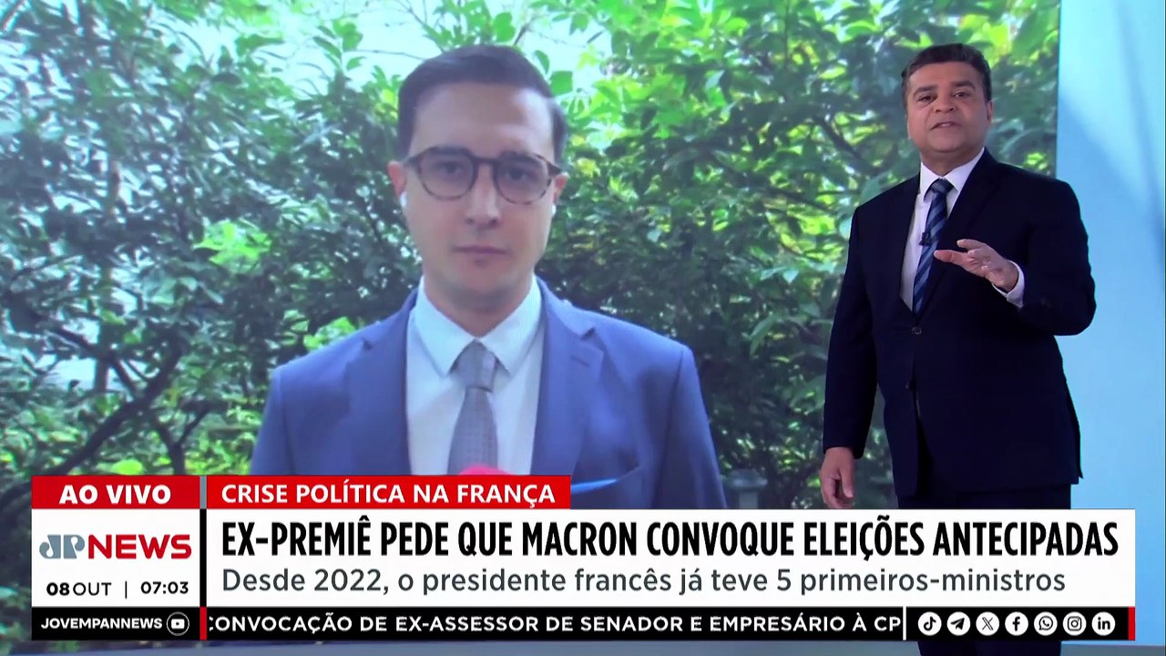 Ex-premiê pede que Macron convoque eleições antecipadas