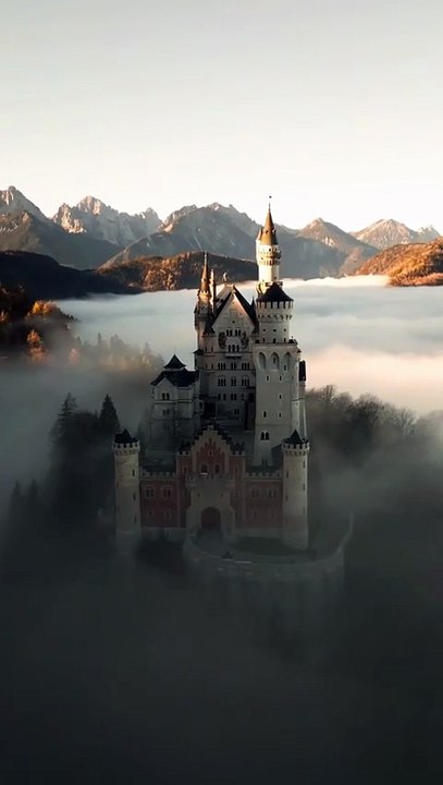 Germany’s most beautiful castle 🏰 Surrounded by a foggy dress 😍📍 Neuschwanstein Castle - Germ