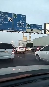 beautiful view of sharjah road 🛣️🛣️🛣️ united Arab Emirates