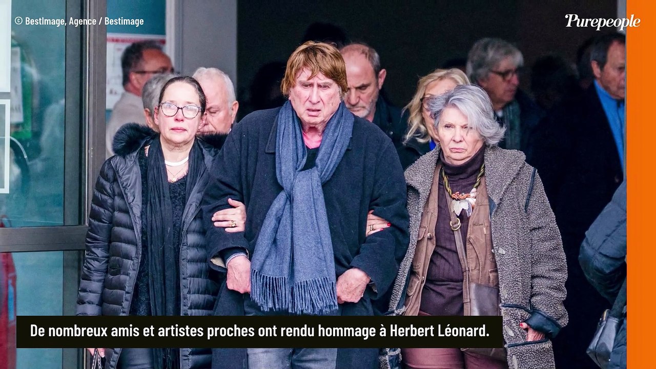 Sept mois qu'Herbert Léonard s'en est allé, sa veuve Cléo s'est séparée d'un bien que le chanteur aimait tant : "J’ai vendu notre maison de Barbizon"