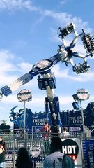 Les problèmes de ce monde c'est que les gens parlent sans penser