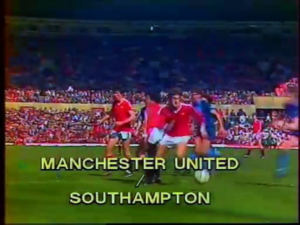 MANCHESTER UNITED - SOUTHAMPTON - 1983 - SAISON 1982/1983 -