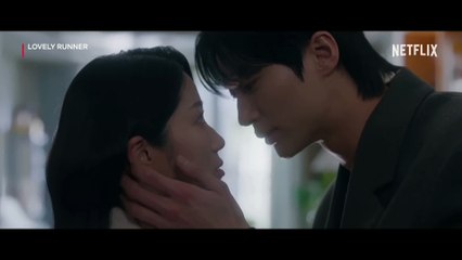 Lovely runner kiss scene