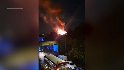 100 firefighters tackle huge blaze at Penge shop