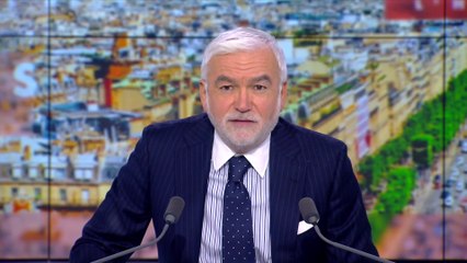 L'édito de Pascal Praud : «Tout pour éviter la dissolution ?»