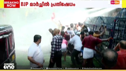സ്വർണക്കൊള്ള CBI അന്വേഷിക്കണമെന്നാവശ്യപ്പെട്ട് BJP നടത്തിയ മാർച്ചിൽ സംഘർഷം