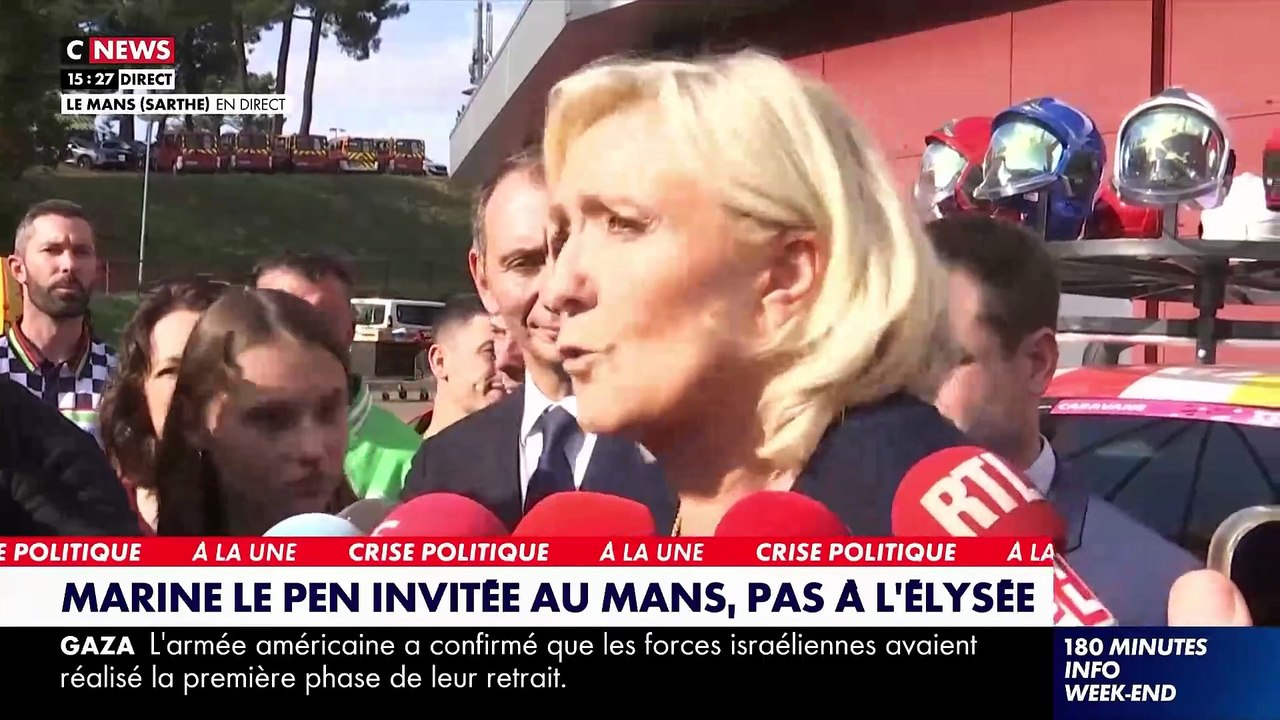 Chefs de parti reçus à l'Elysée: Pour Marine Le Pen, c'est "une réunion de marchands de tapis"